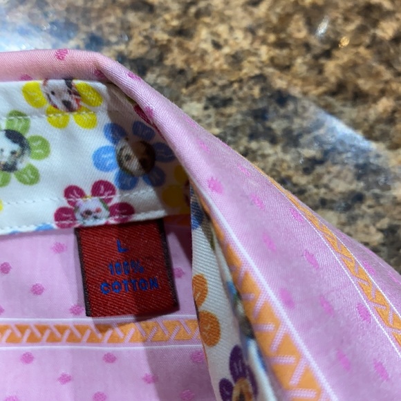 Robert Graham blouse size L; fitted. Not boxy. - Picture 11 of 11